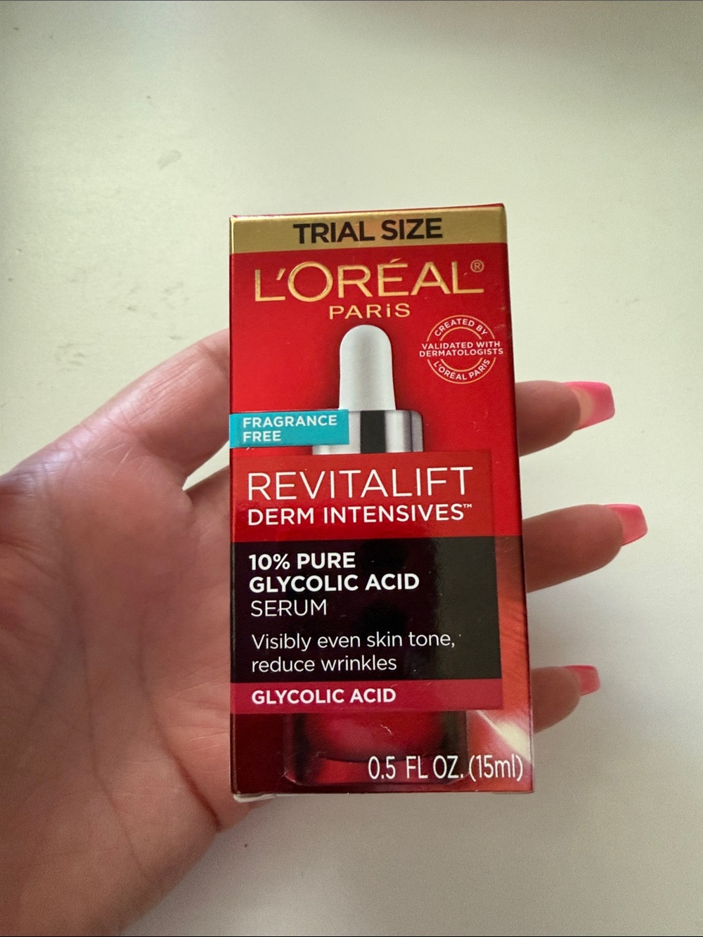 L'OCCITANE Red and Gold Serum Box